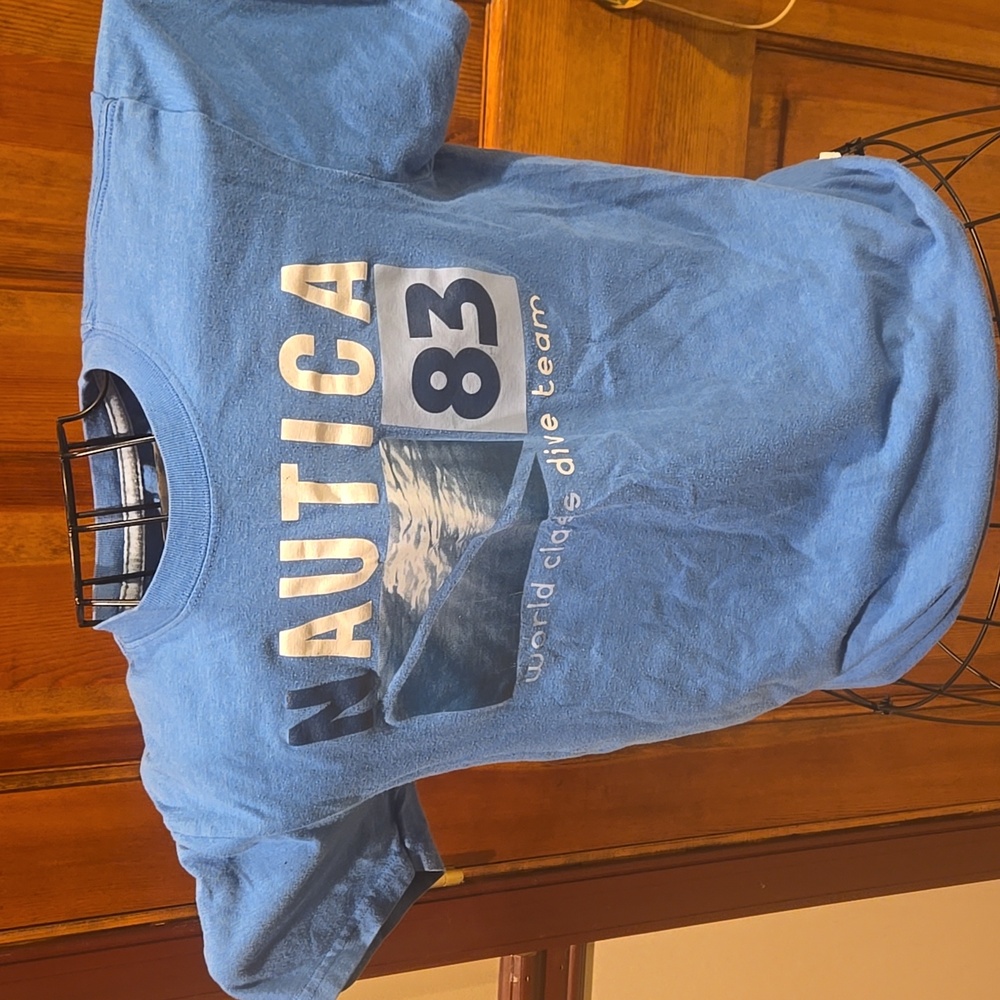 Nautica youth tee shirt M 10-12